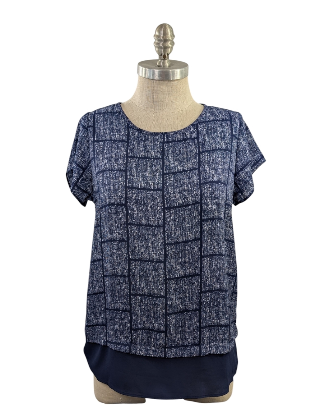 Bobeau Navy & White Windowpane Grid Short Sleeve Blouse Small